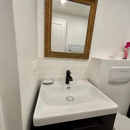 Apartment Grand Place Des Vosges Paris
